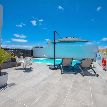 Schoenes In Mit Privatem Pool